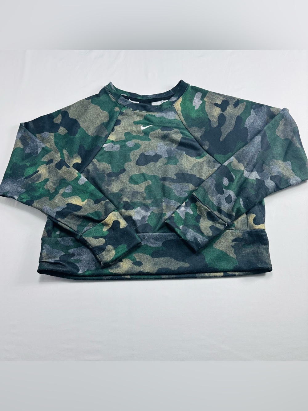 Nike Camo Cropped Sweatshirt - Green Camo